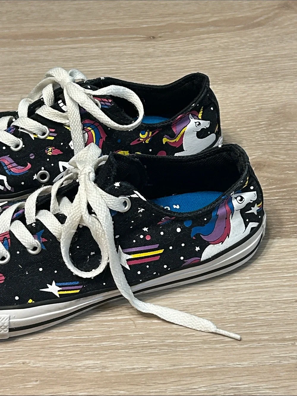 Converse Chuck Taylor Kids Black Unicorn Print Low-Top Sneakers Sz 6